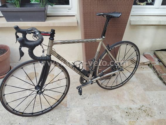 Vélo de route titane haut de gamme - 1
